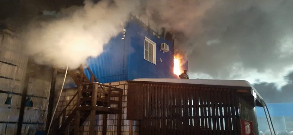 В Архангельской области пожар произошёл на пилораме